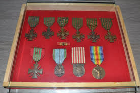 Maybe you would like to learn more about one of these? Tableau Medailles 1ere Et 2eme Guerre Mondiale Le Marsouin Du Teich
