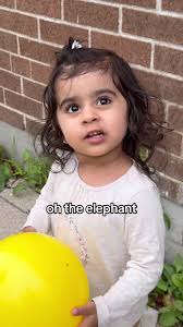 Kid Asks Random Questions at Zoo