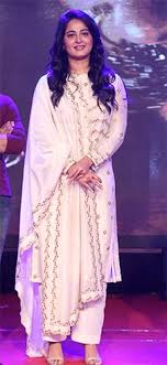 Actor anushka shetty on monday evening urged fans to impose . Anushka Shetty Fashion Profile Biography Date Of Birth Age Personal Life Photos Idea Huntr