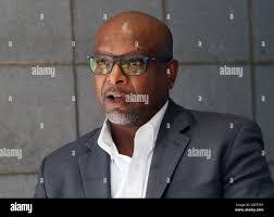 Dan Isom's Instagram, Twitter & Facebook