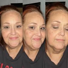 Anita's complexion is golden today. She looks beautiful😍