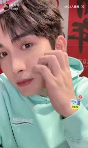 Hello everyone 👋 #vinzhang #zhangbinbin