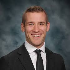 Excited to share that I got accepted into the University of Illinois' MBA  program a few weeks ago!