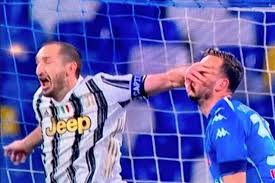 • bursa transfer liga italia, eks duet ronaldo di real madrid galau, ac milan & juventus intip. Chiellini Tradisce La Juventus E Il Napoli Ne Approfitta Decide Insigne