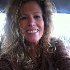 Alix Rose's Instagram, Twitter & Facebook