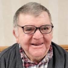 Jolene Bennett's Instagram, Twitter & Facebook