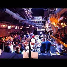 Enjoy Burgers And Drinks In The Dining Room Then Head Upstairs To The Lounge For A Signature Cocktail And Dancing Chicago Restaurants Chicago Bars Bar Grill