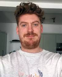 Hunt for kind strangers who helped Cambs DJ home just hours before his  'shock' death