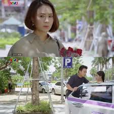 Trong tập 18, bà bạch cúc (nsnd thu hà) nhờ ông quân tìm hiểu, điều tra về kiên (hồng đăng) trước những tuy nhiên, vì coi con gái là tài sản lớn nhất, không thể đánh đổi, trong hướng dương ngược nắng tập 19, bà bạch cúc có cuộc chuyện trò cùng con gái. Txbzvnbik4oeqm