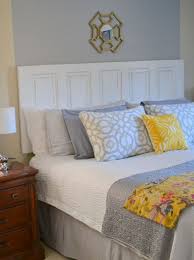 50 idees pour fabriquer une tete de lit archzine fr tete de lit blanche tete de lit maison lit blanc