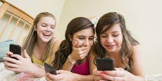 But when we asked teens about dating apps, they brushed off the idea that teens were using them. Underage Teens Are Using Hookup App Tinder Should Parents Be Worried Huffpost Life