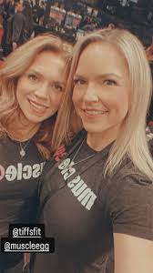 Karlen Crouch IFBB FIGURE PRO (@karlen_ifbbpro) • Instagram photos and  videos