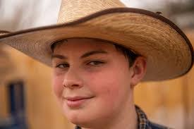 Casper Dan's Instagram, Twitter & Facebook