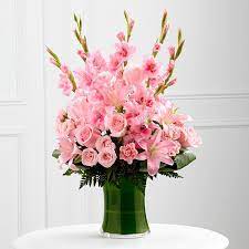 We have 50 ftd.com coupon codes as of august 2021 grab a free coupons and save money. The Ftd Lovely Tribute Bouquet In Las Vegas Nv Blooming Memory Flower Arrangements Church Flower Arrangements Sympathy Flowers