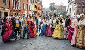 Offre valable sur le site 10doigts.fr jusqu'au 21/07/2019 minuit pour toute commande de 39€ hors frais de port et en utilisant le code mat9si. Calendrier Du Carnaval A Venise 2019 Hostelsclub