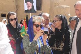 Er spielt auf der position нападающий. Ø¨Ø§Ø²Ø¯ÛŒØ¯ Ø§Ø² Ù…Ù†Ø§Ø·Ù‚ Ø´Ù†Ø¨Ù„ Farkhunda Zahra Naderi ÙÙŠØ³Ø¨ÙˆÙƒ