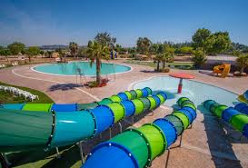 The campsite is located near one of the prettiest beaches of the lloret de mar. Camping La Tordera Nacions Reserver En Ligne Sur Capfun Com