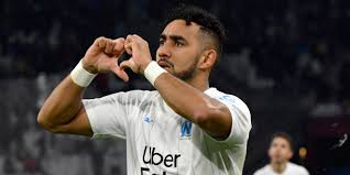 Nice vs marseilles suspended after payet hit with bottle and fans storm pitch! Football Dimitri Payet Extends To Om Until 2024 By Lowering His Salary Teller Report