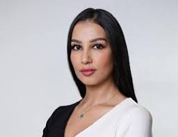 Find the top real estate agents in الإمارات