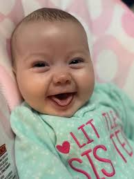 Sweet girl kisses😘