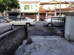 Maybe you would like to learn more about one of these? Buasir Otak Parkir Rumah Flat Bukan Milik Bapa Sesiapa