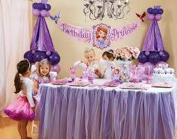 Primer Cumpleanos De Princesa Sofia Con Articulos De Fiesta