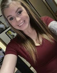 Amber Sprouse's Instagram, Twitter & Facebook