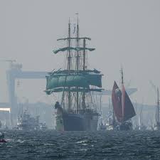 Address, phone number, kieler woche reviews: Mit Alexander Von Humboldt Ii Kieler Woche Neigt Sich Dem Ende Zehntausende Sehen Windjammerparade Shz De