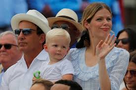 Actress and former model brooklyn danielle decker was born in kettering, ohio, the oldest child of tessa renee (moore), a nurse, and stephen michael. Brooklyn Decker Baby Nummer 2 Ist Unterwegs Gala De