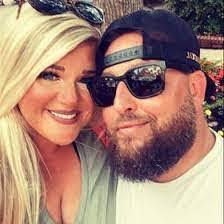 Cara Harrell's Instagram, Twitter & Facebook