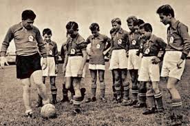 One of the greatest goalscorers of all time!. Puskas Ferenc Ocsi
