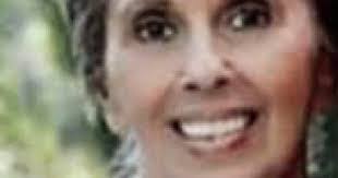 Eileen Gross's Instagram, Twitter & Facebook