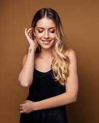 Her other brother mickael carreira is also a pop singer. Fim Do Tabu Tony Carreira Quebra Silencio Para Falar Do Filho Mickael Celebridades Flash