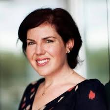 Stacey Pittman (@StaceySerafini)