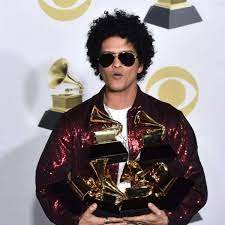 As of may 2021, bruno mars currently is estimated to have a net worth amounting to $170 million. Bruno Mars Bittet Grammys Um Auftritt Kultur