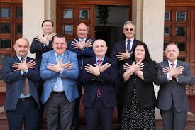 Presidenti Meta priti një delegacion të kryesisë së Organizatës  Pan-Shqiptare “Vatra” të SHBA, të udhëhequr nga Kryetari, z. Elmi Berisha