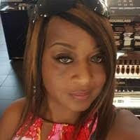 Alice Trimble's Instagram, Twitter & Facebook