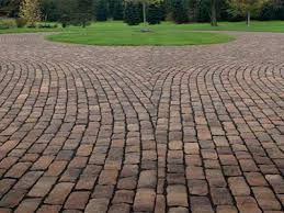 It is high in nitrogen and decomposes naturally, making it a great fertilizer for plants and shrubs a pine straw covering adds beauty to your landscape while deterring weeds. Old World Paver Charleston Mount Pleasant James Island Sc
