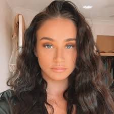 Chelsea Hackett (@ChelseaHacket10)