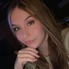 Josie Gates's Instagram, Twitter & Facebook