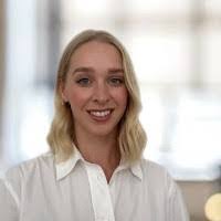 Stephanie Kirsch's Instagram, Twitter & Facebook