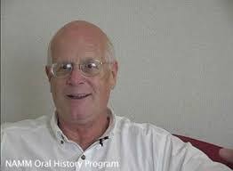 Lowell Simpson's Instagram, Twitter & Facebook