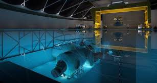 Destinée aux plongeurs, la piscine deepspot a ouvert ses portes fin novembre près de varsovie. Blue Abyss Piscine La Plus Profonde Du Monde Deepest Swimming Pool Diving Pool Scuba Diving Courses