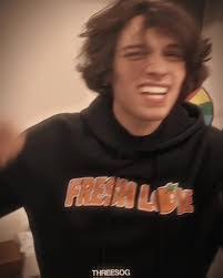 Chris Colosimo's Instagram, Twitter & Facebook