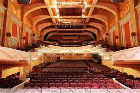 Devenu salle de cinéma en 1946, il récupère son nom d'origine : Spectacle Comique Paris 09 Le Palace Happy Comedie