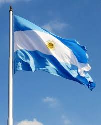 Historia, frases y lo nunca contado de la bandera argentina y su día que se celebra y conmemora por todos los argentinos. Bandera Argentina Bandera Argentina Argentina Imagenes De Bandera Argentina