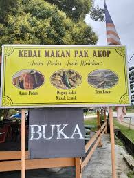 Kedai Makan Pak Akop