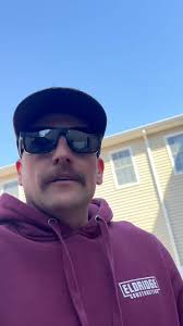 Balancing Work and Family in Home Renovation Projects