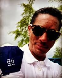 IN-ROOM DINING HOST & BUTLER