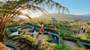 Bendungan atau waduk terbesar kedua di indonesia setelah bendungan jatiluhur adalah bendungan karangkates. Harga Tiket Masuk Dan Jam Buka Cafe Sawah Pujon Kidul Destinasi Liburan Ke Malang Yang Seru Tribun Travel